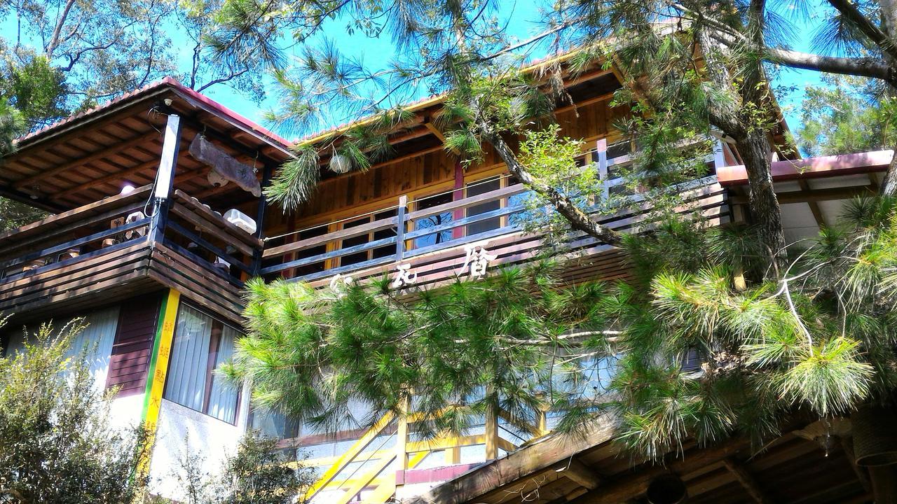 Hong Wa Cuo南投埔里紅瓦厝山居民宿 Exteriör bild