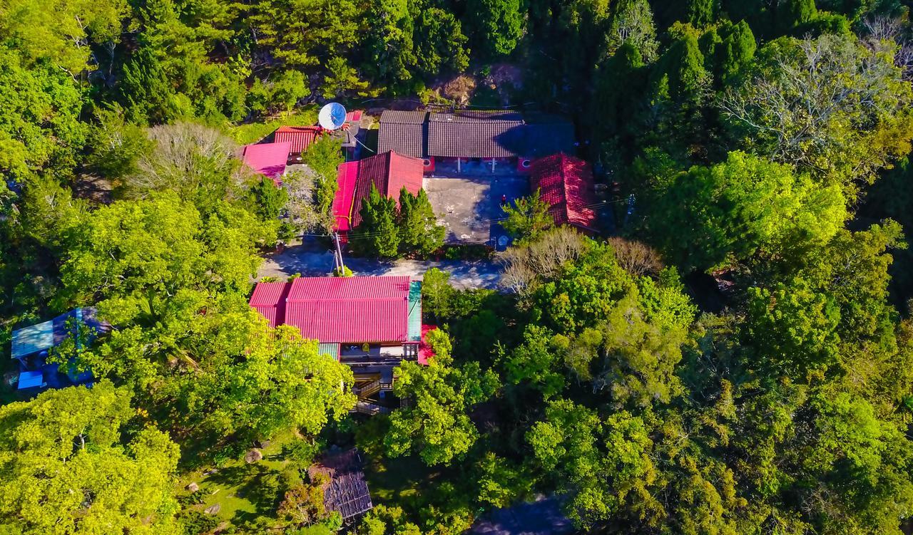 Hong Wa Cuo南投埔里紅瓦厝山居民宿 Rum bild
